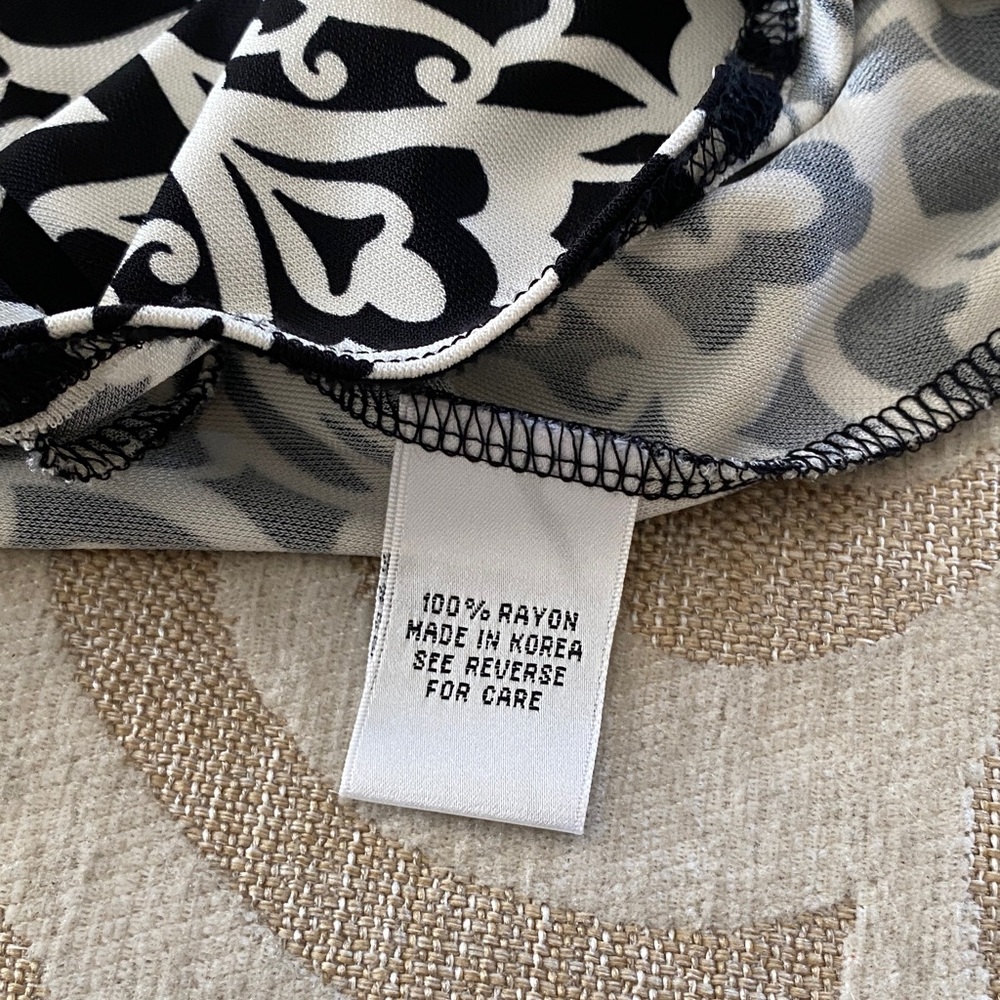 Talbots Petite 8 Black White Wrap Dress Moroccan Print Stretch Rayon - Picture 7 of 11